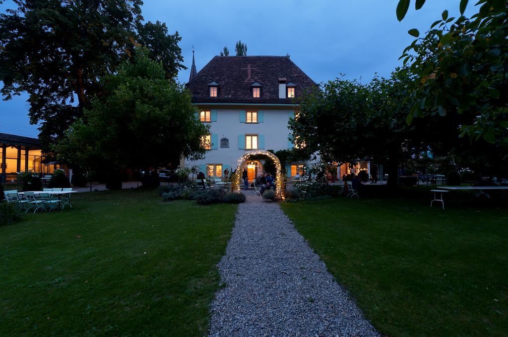 Schloss Ueberstorf - Tafeln, Tagen, Traeumen Εξωτερικό φωτογραφία